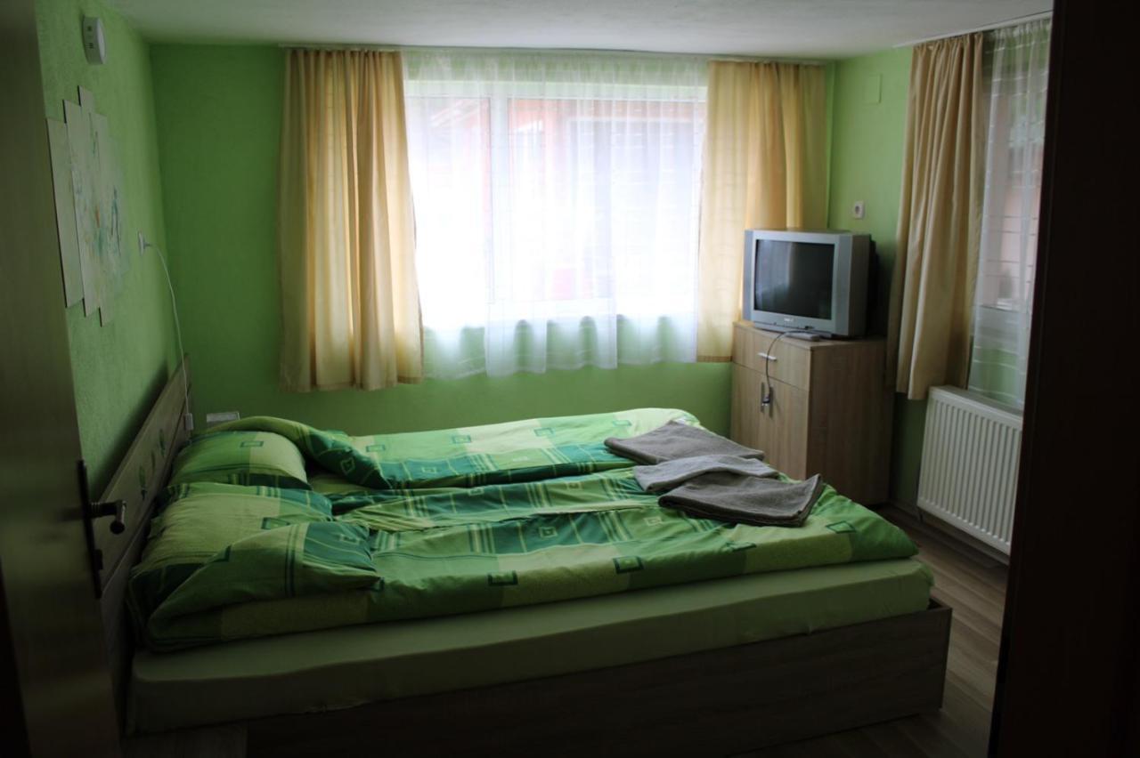 Къщи За Гости Ореха Samokov Exteriör bild