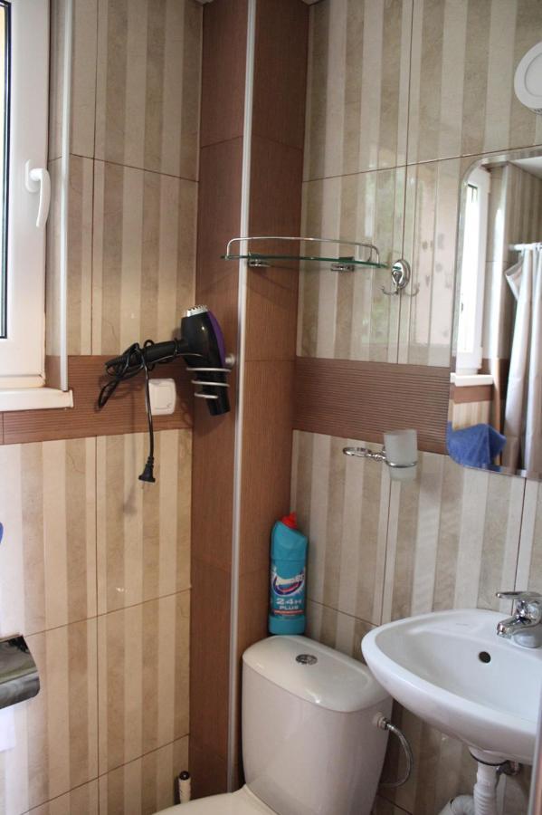 Къщи За Гости Ореха Samokov Exteriör bild