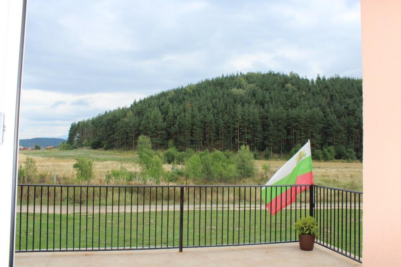 Къщи За Гости Ореха Samokov Exteriör bild