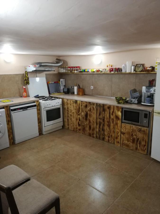 Къщи За Гости Ореха Samokov Exteriör bild